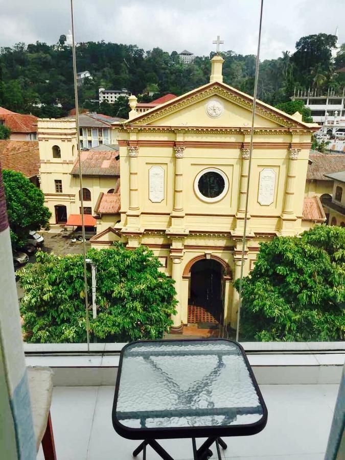 Getmore Bed & Breakfast Kandy Exteriör bild